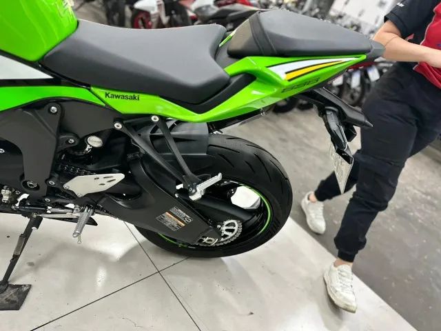 Kawasaki Zx-6r 636cc 2025 - 1445413540 | OLX