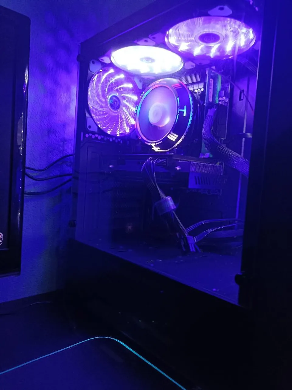 PC Gamer Intel Xenon e5-2650 V2 2.60ghz Placa de vídeo AMD Rx 580 8gb 2048sp 16Gb ram