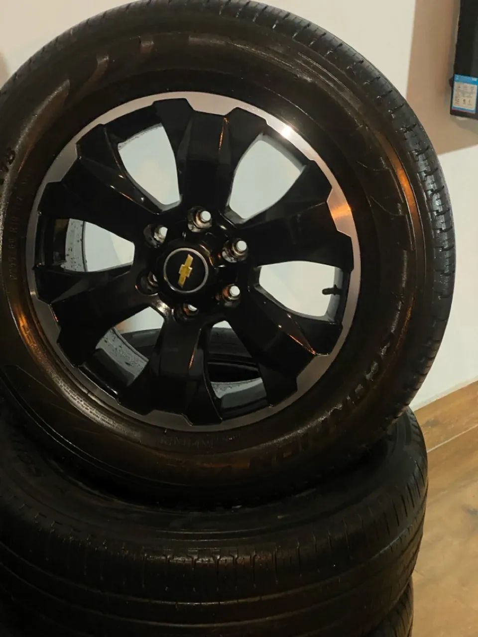 Rodas aro 18 com pneus S10