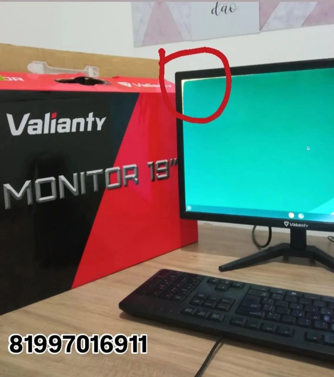 Monitor Valianty com pequenas avarias