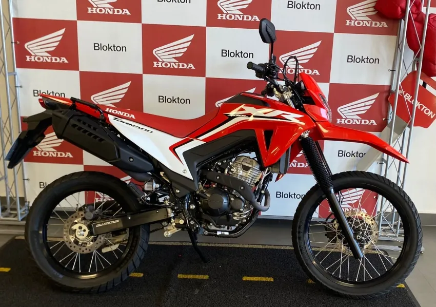 XR 300L TORNADO 2024/2025.