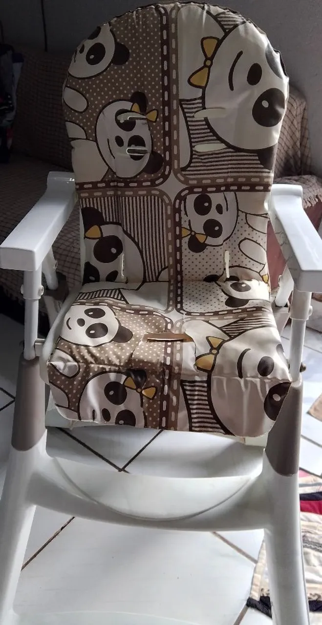Cadeirinha de alimentação