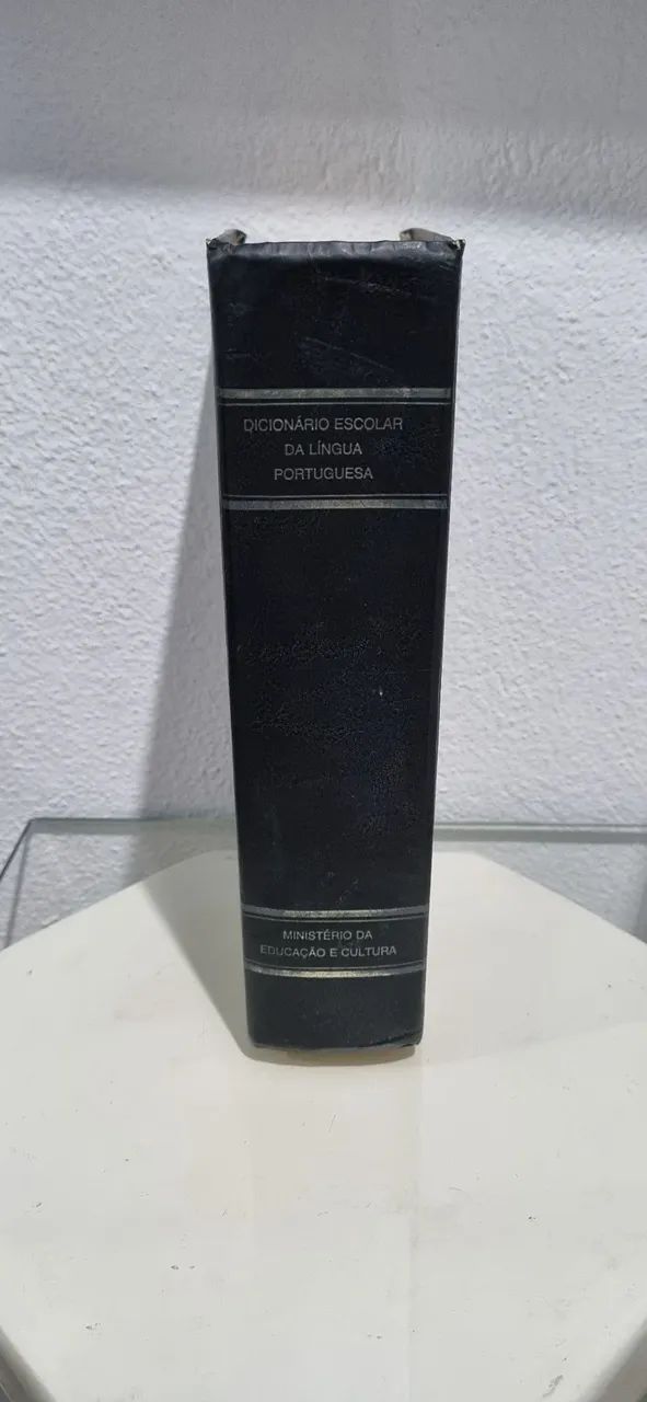 Dicionário Escolar da Língua Portuguesa - Foto 3