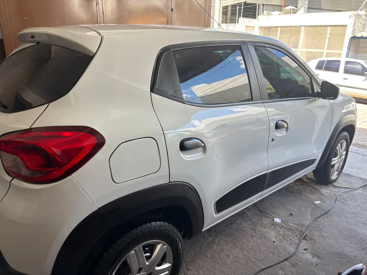 KWID 1.0 ZEN 2020 R$ 37.500,00