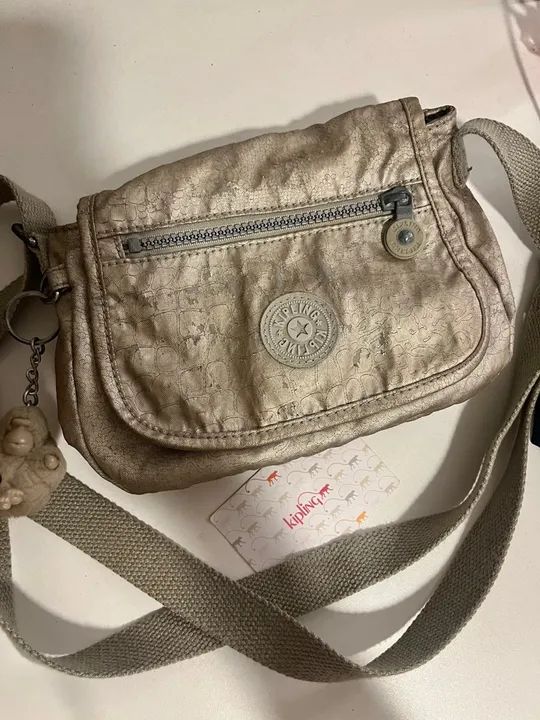 Bolsa Kipling Dourada modelo Sabian