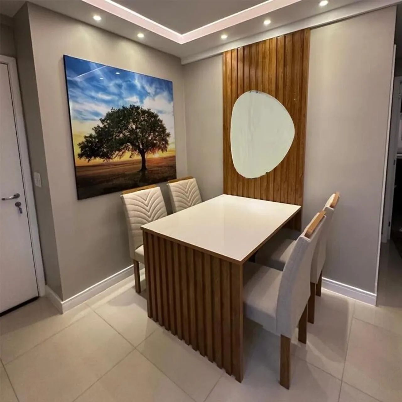 Mesa de Jantar 120x90 com Espelho 4 Cadeiras Linho Bege