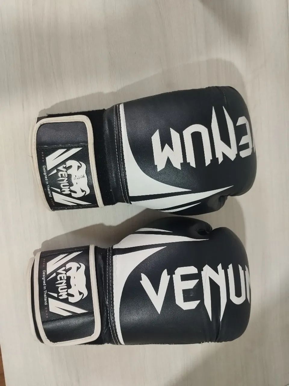 Luvas de Boxe Venum - 16oz - Foto 2