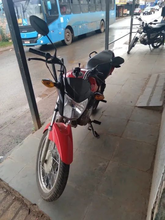 TITAN 125i ANO 2018
