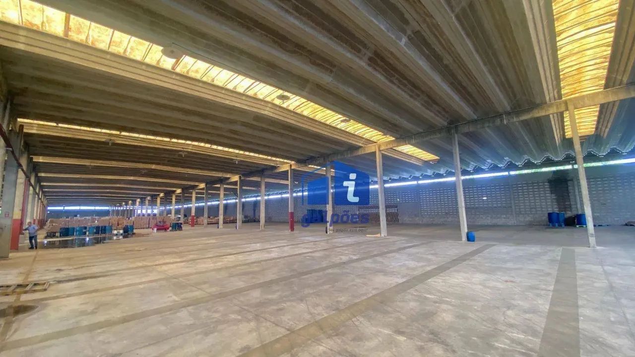 CONDOMÍNIO - Galpão com 5.050 m² com Docas na BR 101 em Igarassu - PE