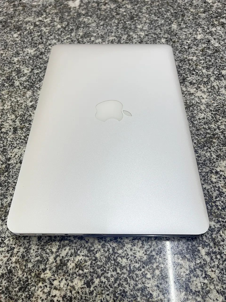 MacBook Air A1465 11 - 256GB SSD - BATERIA ORIGINAL NOVA
