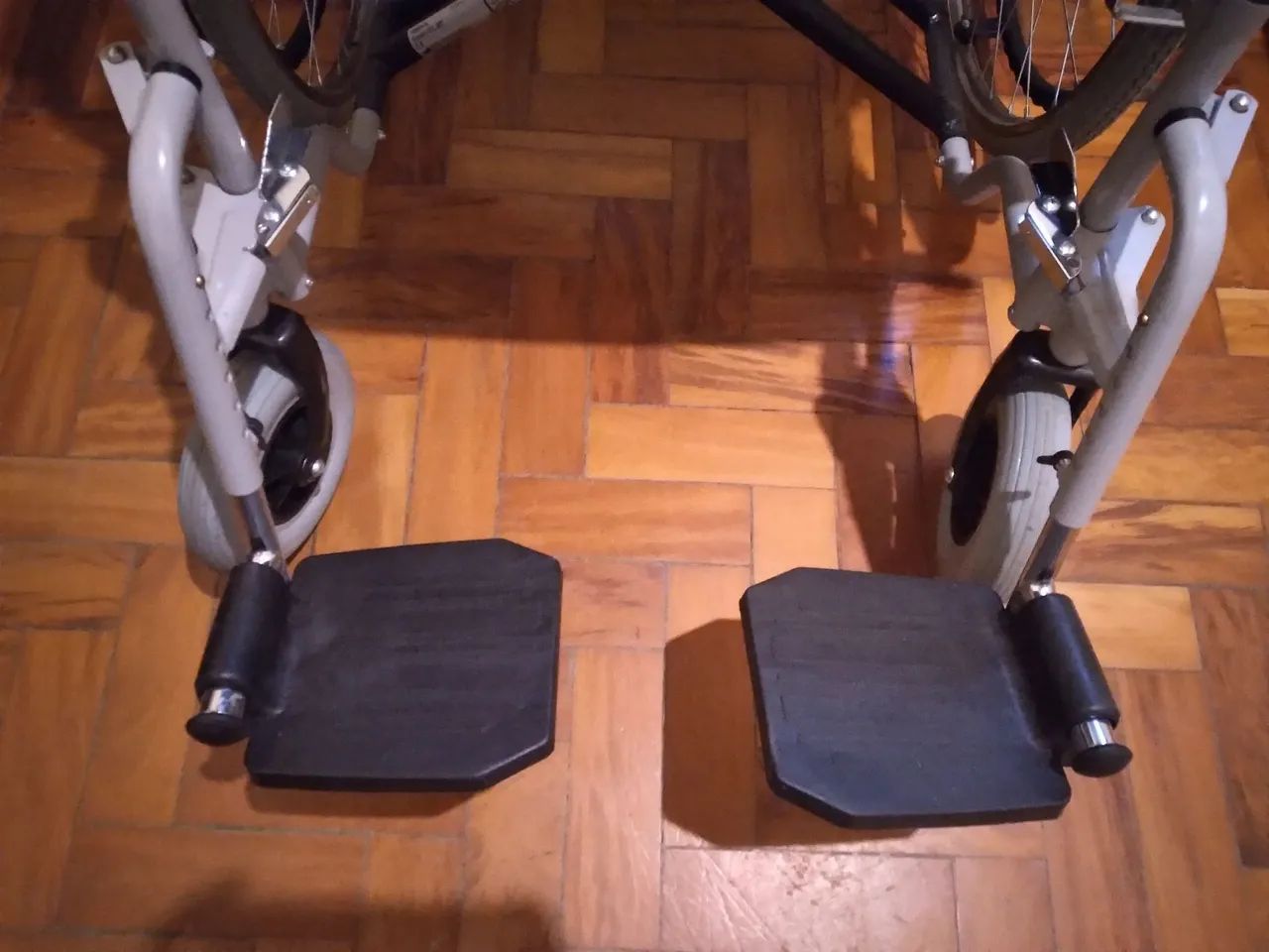 Cadeira de Rodas - Conforto e Mobilidade - Foto 5