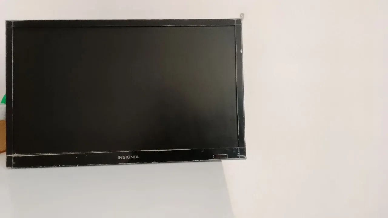Vendo TV 24' Insígnia  - Foto 2