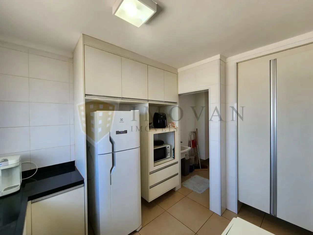 Apartamento 94 m² 3 Dormitórios com Varanda Gourmet - Foto 3