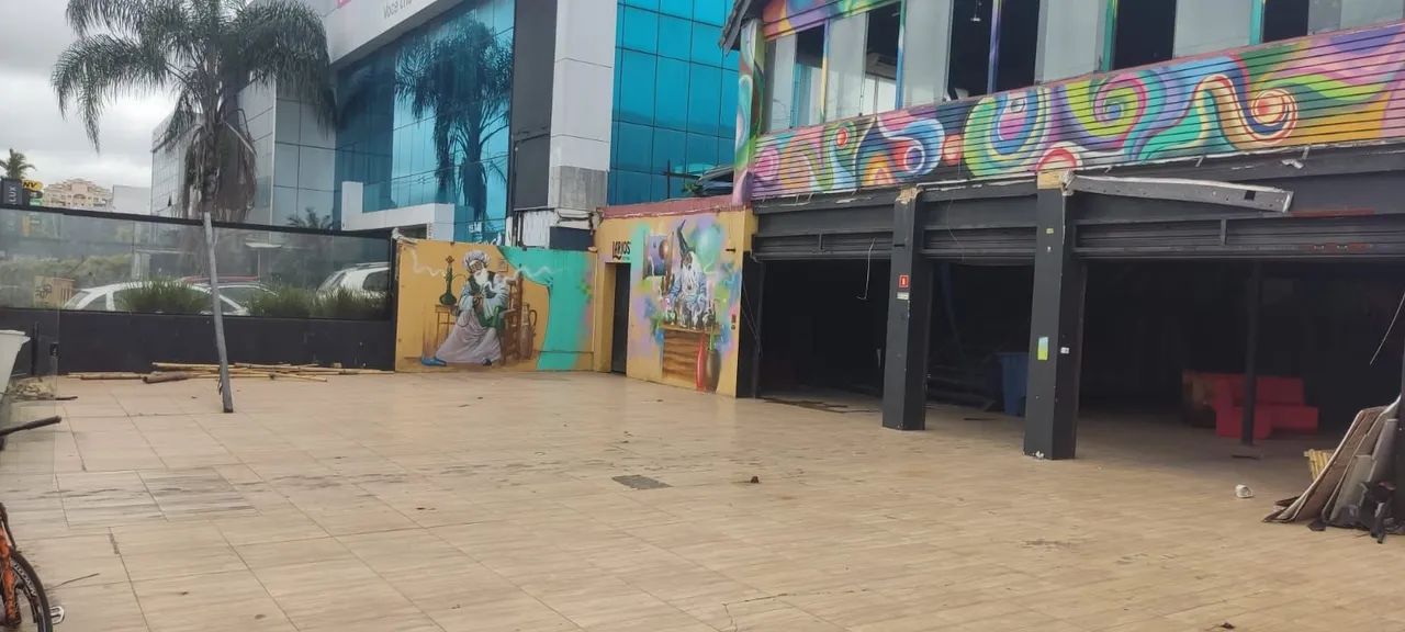 Loja enorme 800m² Av das Americas Perto do Burguer King Recreio dos bandeirantes