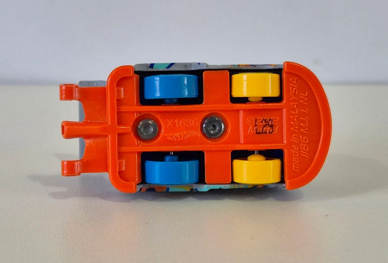 Hot Wheels Kool Kombi Art Cars Loose  - Foto 6