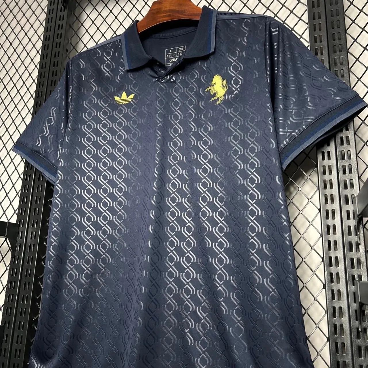 BLACK FRIDAY Camisas da Juventus TAM P - Foto 2