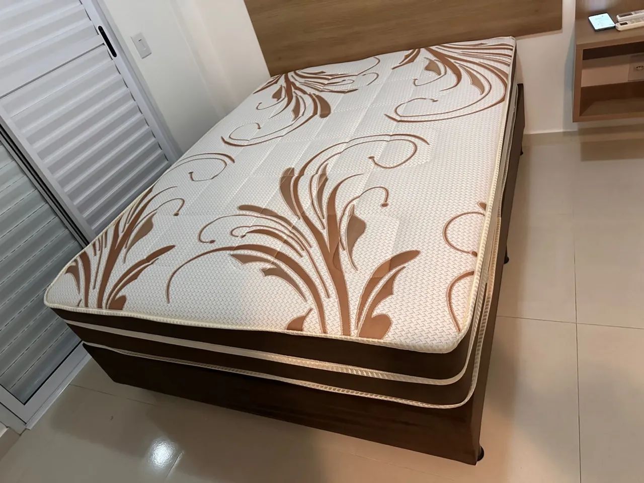 Cama box casal molas ensacadas 1.88x1.38 - Foto 4