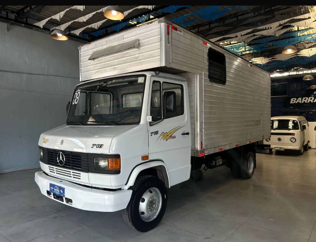 Caminhão Mercedes-Benz 710  - Foto 5
