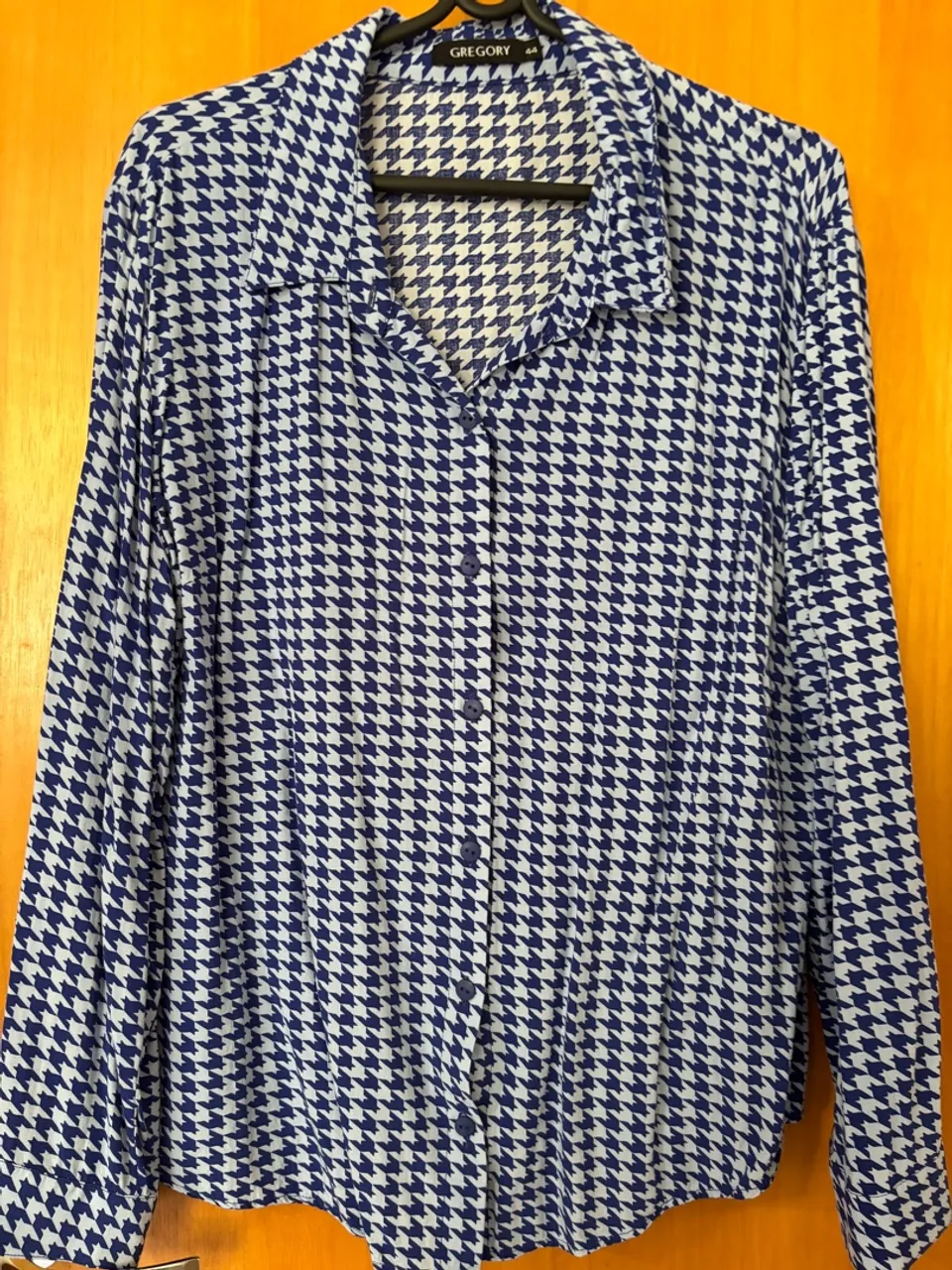 Camisa Feminina Estampada Gregory