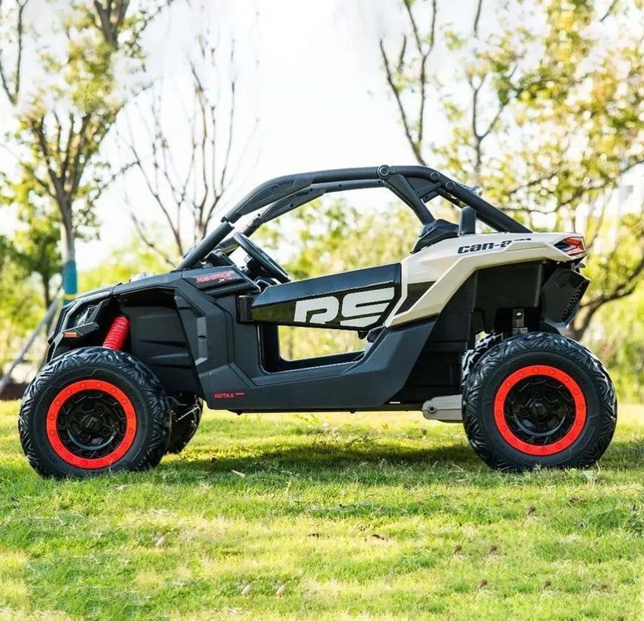 CARRINHO ELÉTRICO 24V CAN-AM MAVERICK 4X4  - Foto 4
