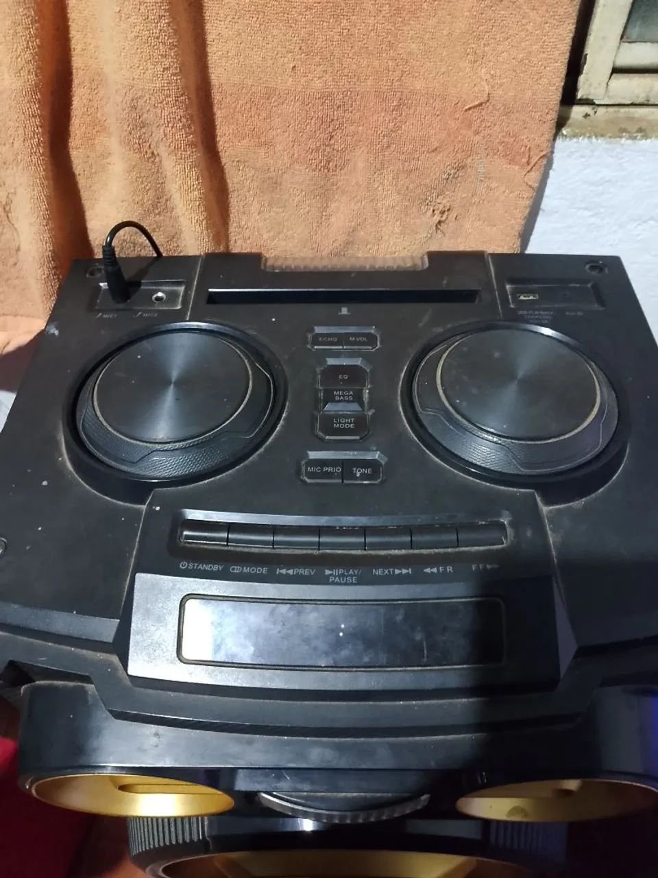 Speaker64220040557697121