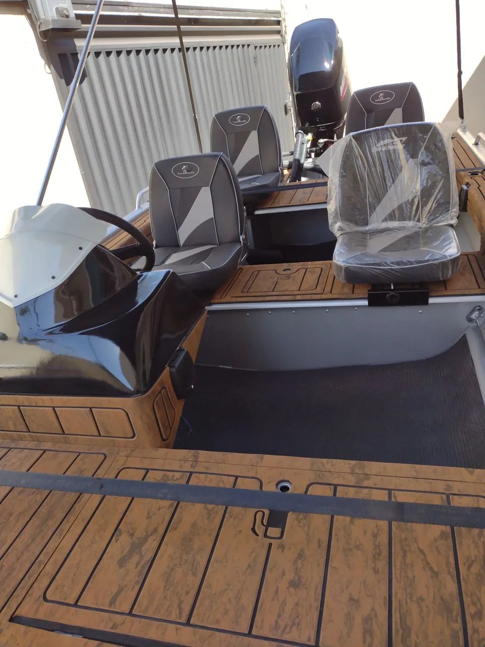  Lancha Nova 2025 - Foto 5