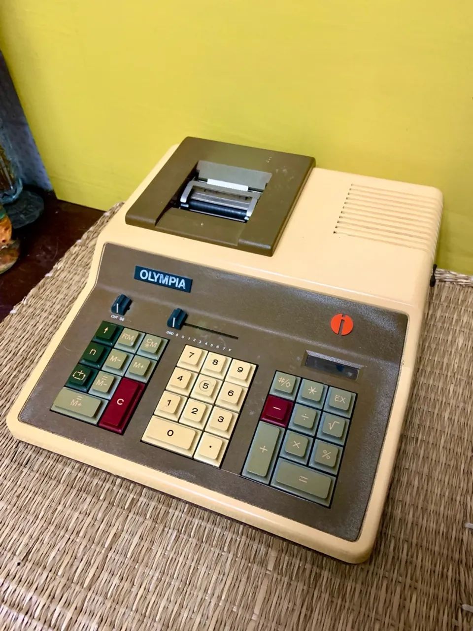 Calculadora Olympia Antiga com Impressora