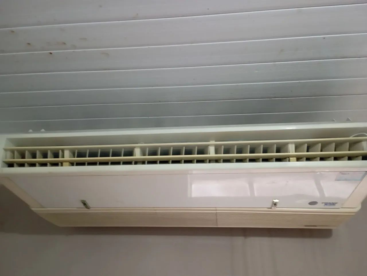 Ar Condicionado piso teto 36 mil BTUs