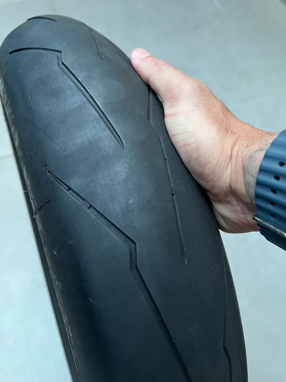 Pneu Dianteiro de Moto Pirelli Diablo Supercorsa SP  - Foto 2