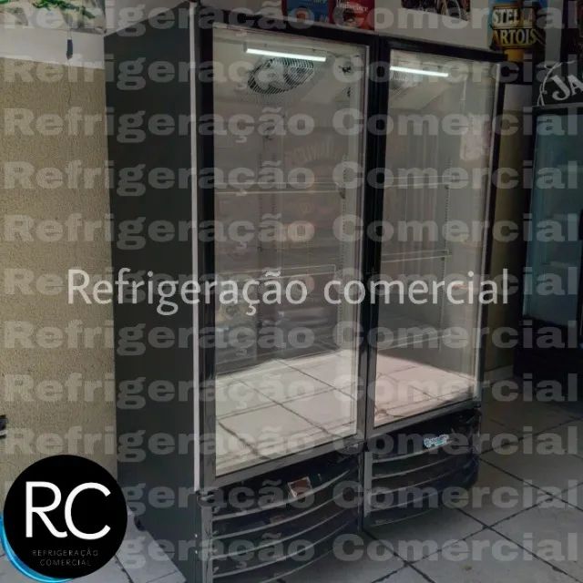 Cervejeira Dupla Metalfrio Expositora