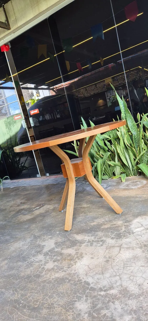 Mesa para restaurante design moderno em madeira