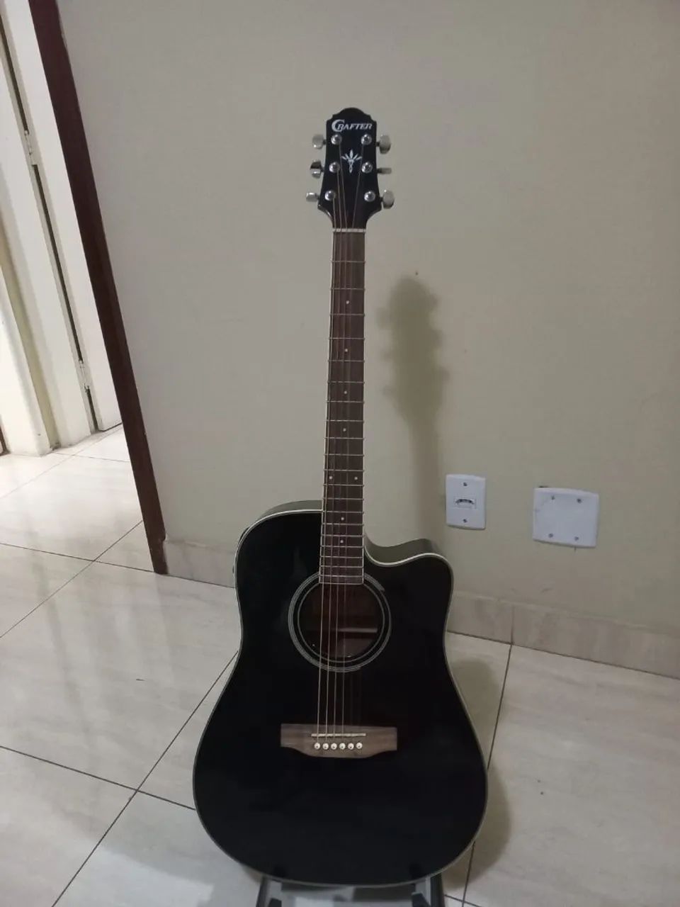 Violão Eletroacustico Crafter Modelo HDC-24EQ/BK