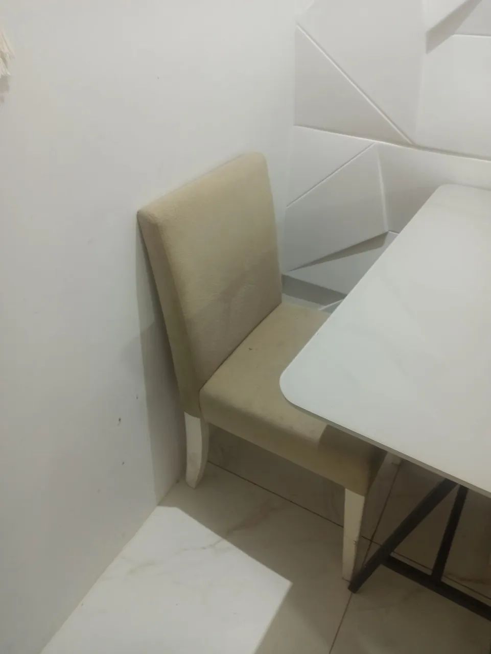 Mesa e cadeiras  - Foto 2