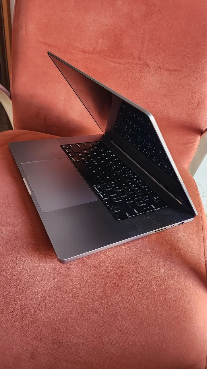 MacBook Pro M1 Pro 16 Polegadas 16gb de RAM 512SSD 2021 - Foto 2