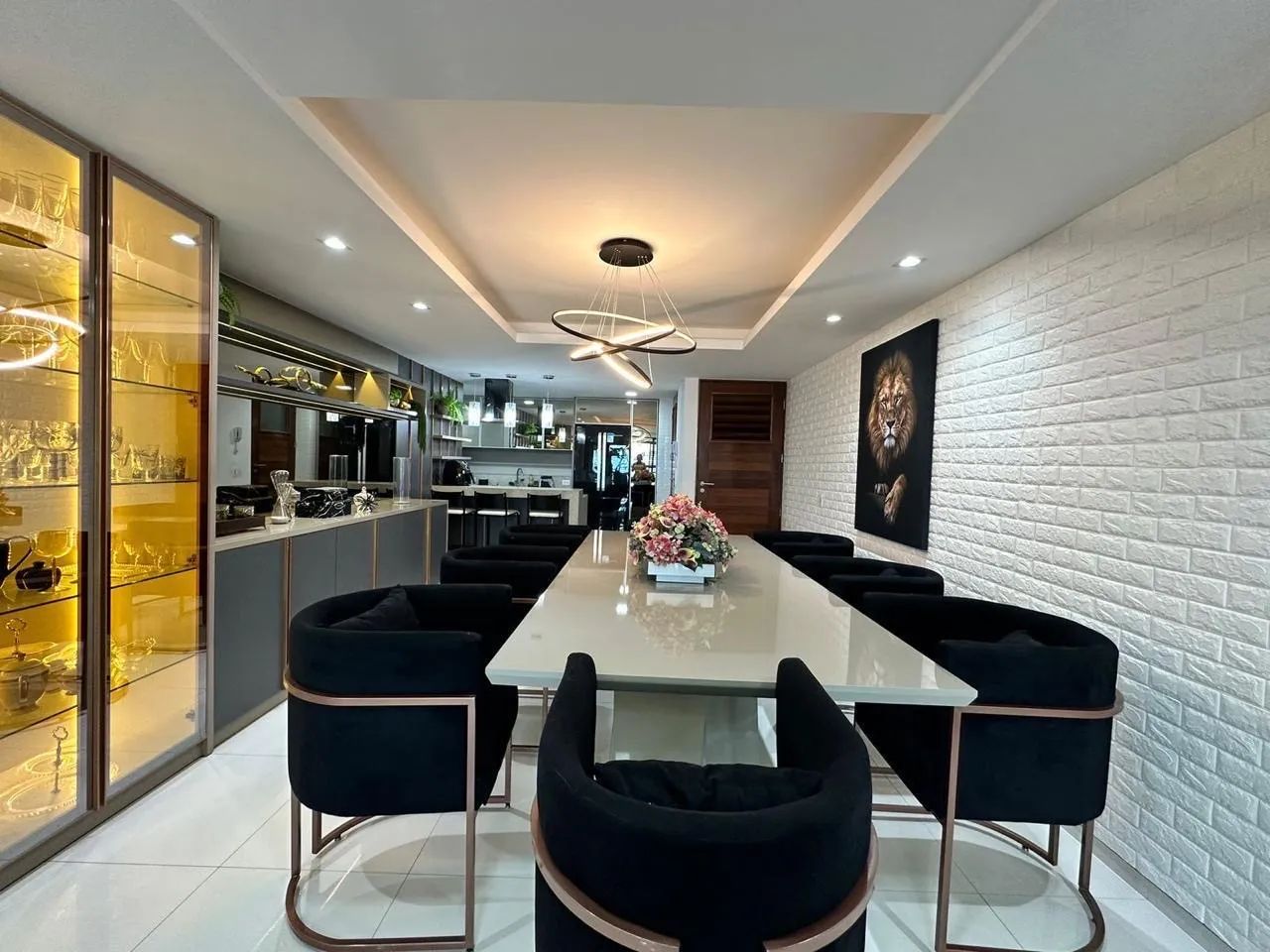 ALUGO APARTAMENTO FRENTE MAR 150 m² / CABO BRNACO 
