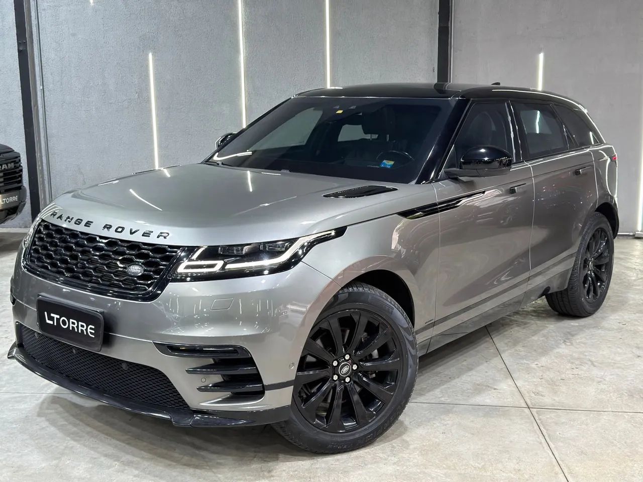 Land Rover Range Rover Velar 2018