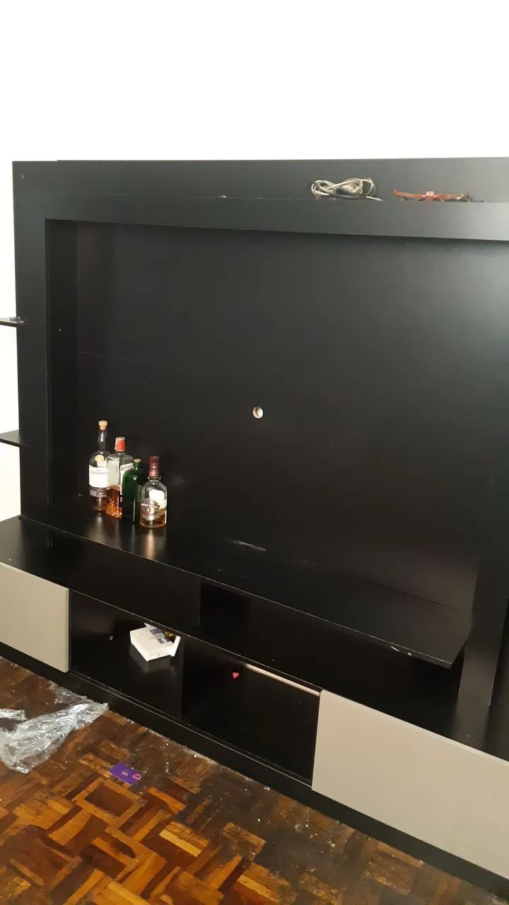 Rack com painel integrado 