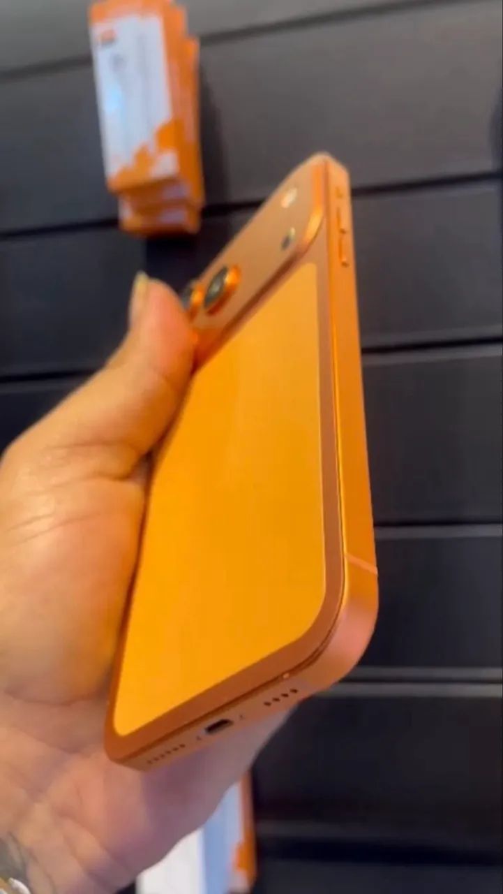 iPhone XR na carcaça do 17 Pro - Foto 2