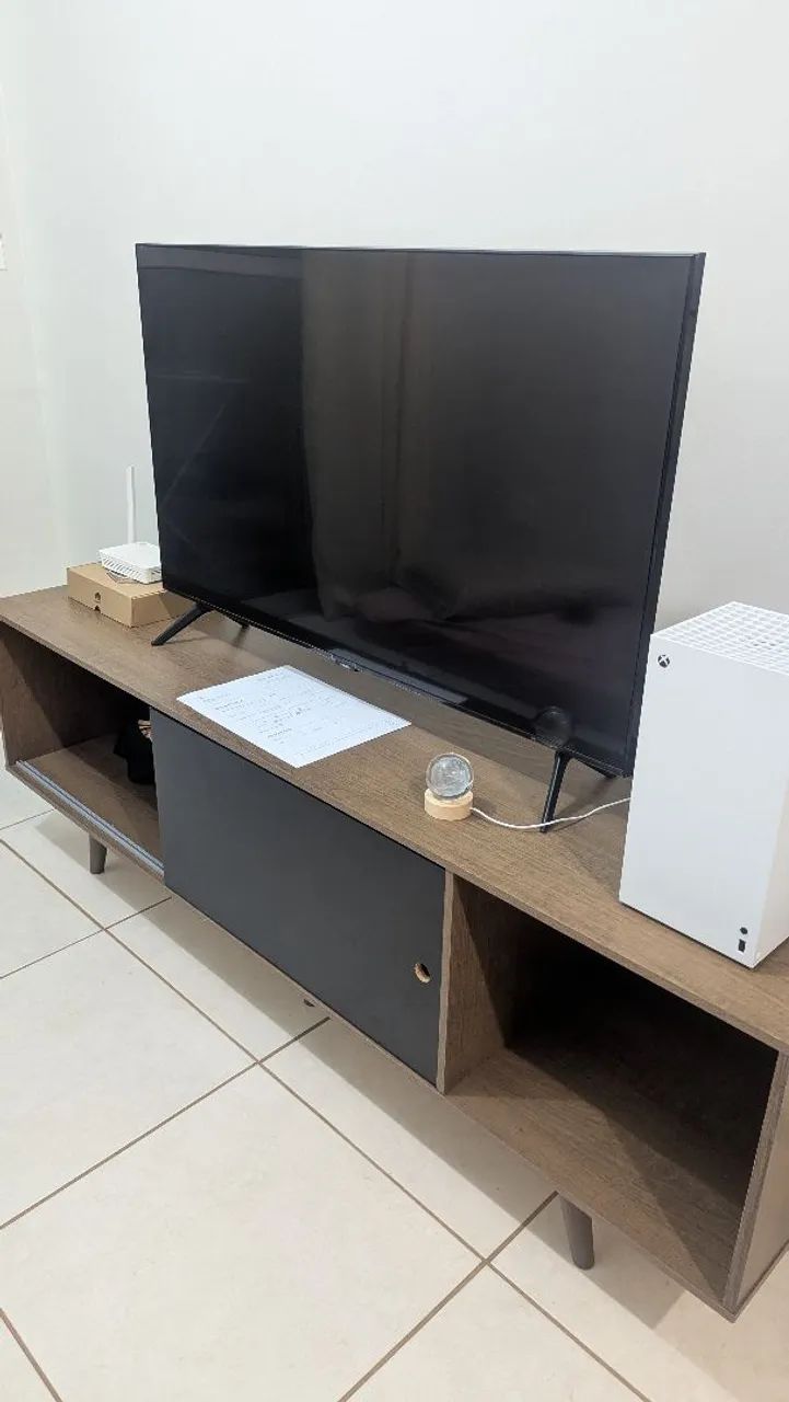 Rack de madeira para TV - Foto 4