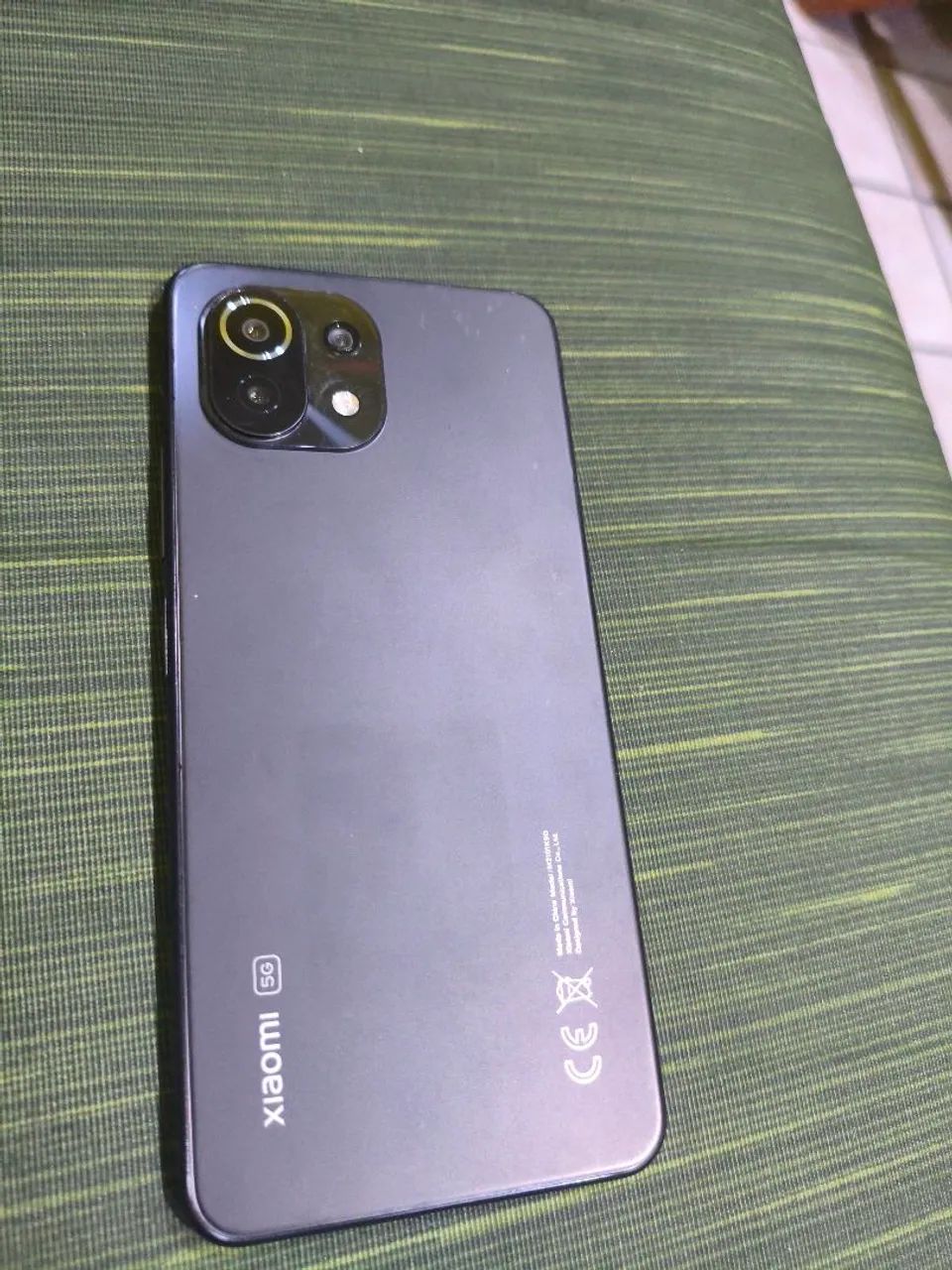Xiaomi MI 11 lite 5G R$450.00