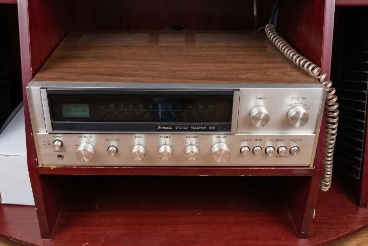 Receiver Sansui 661