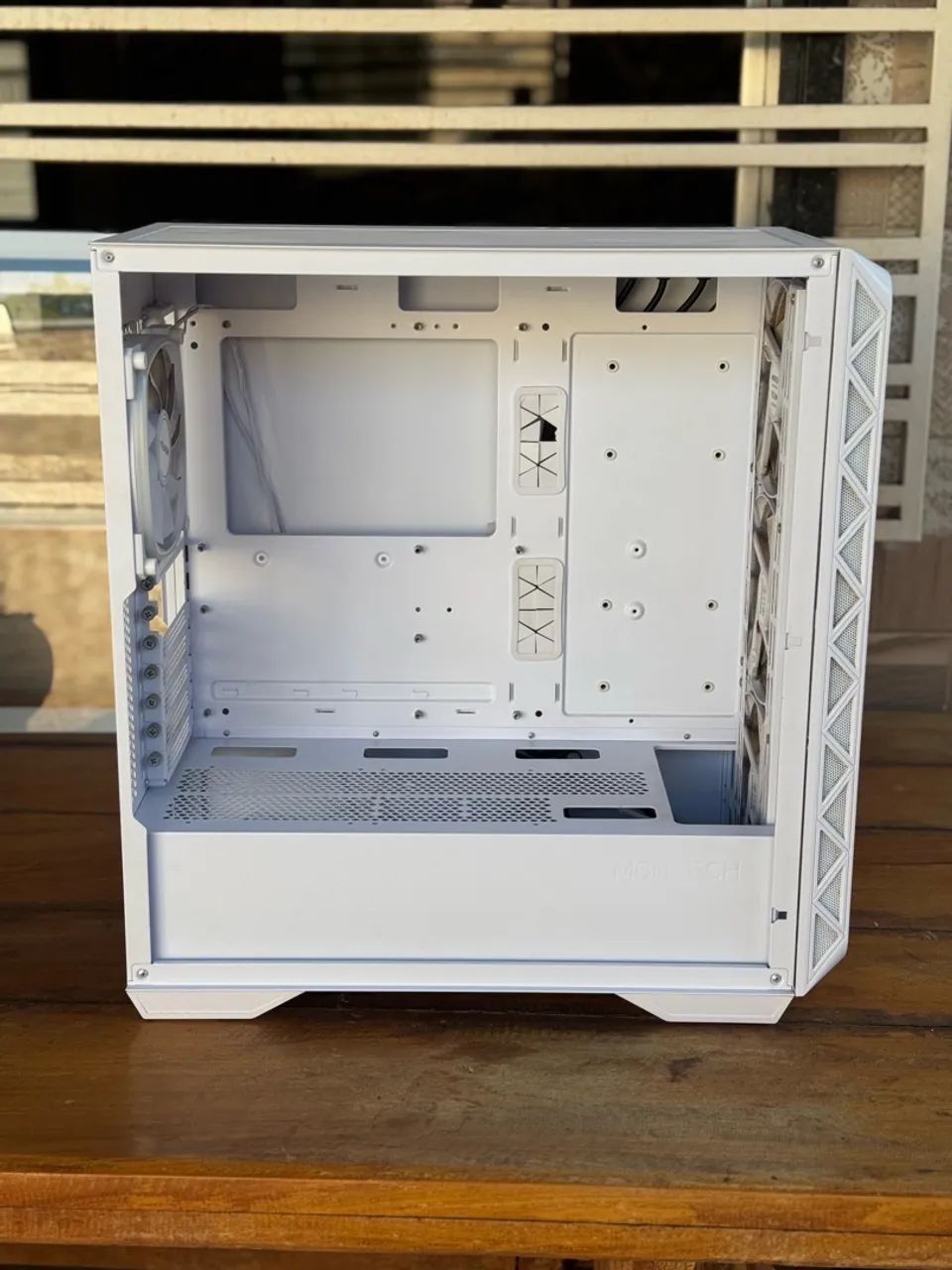 Gabinete Montech air 903 base Branco - Foto 3