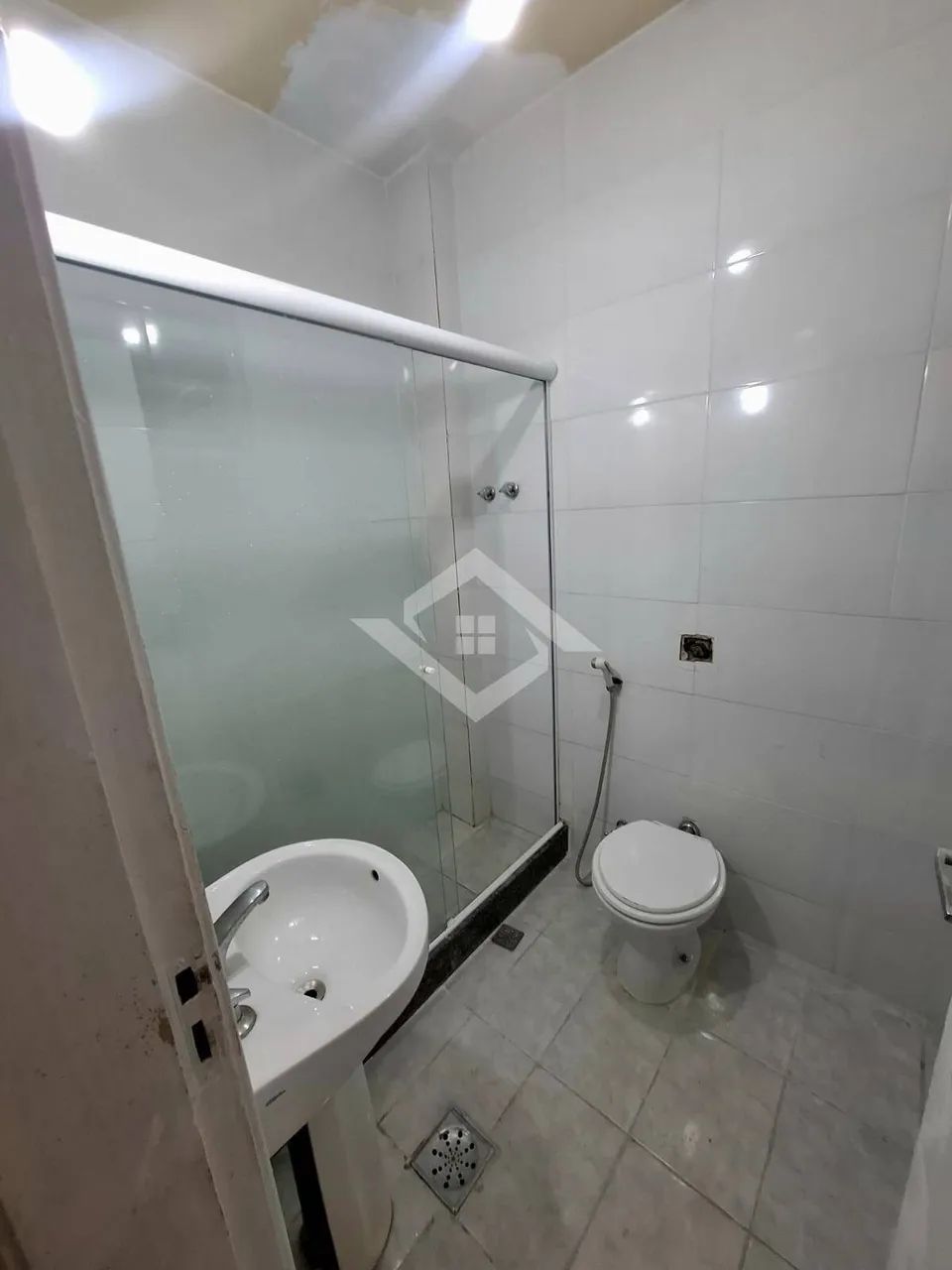 Vendo Apto 2 quartos de 64m2 com dependência. - Foto 5