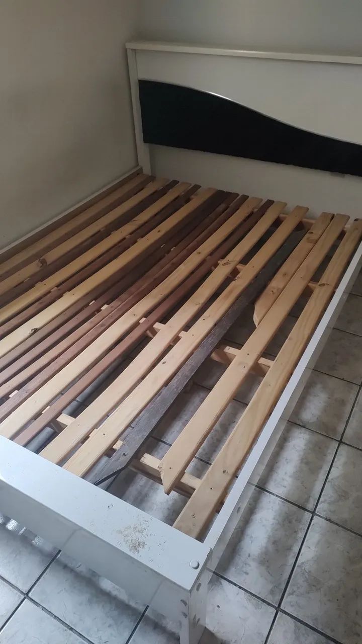 Cama de casal com colchão  - Foto 4