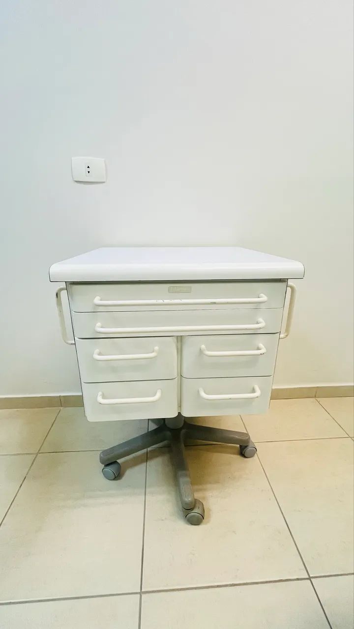 Vendo Carrinho Auxiliar  - Foto 2