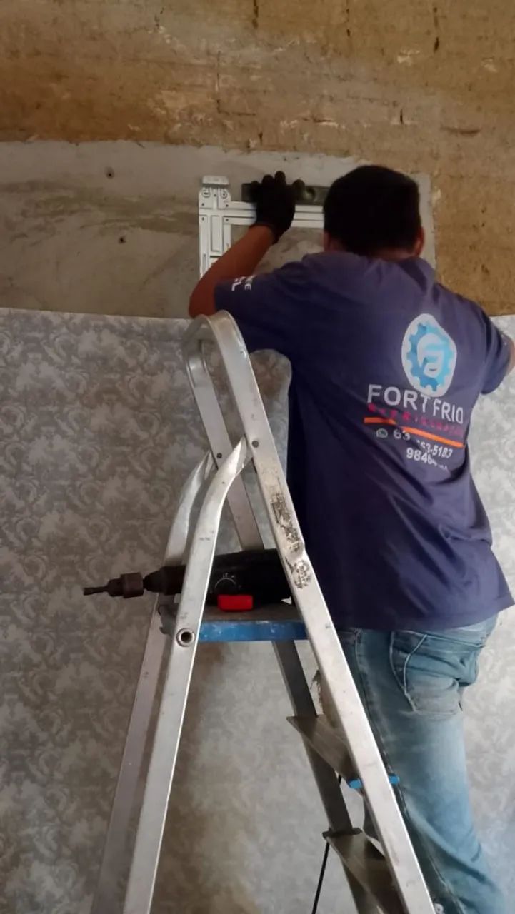 Instalação ar condicionado  com garantia de fábrica  - Foto 2