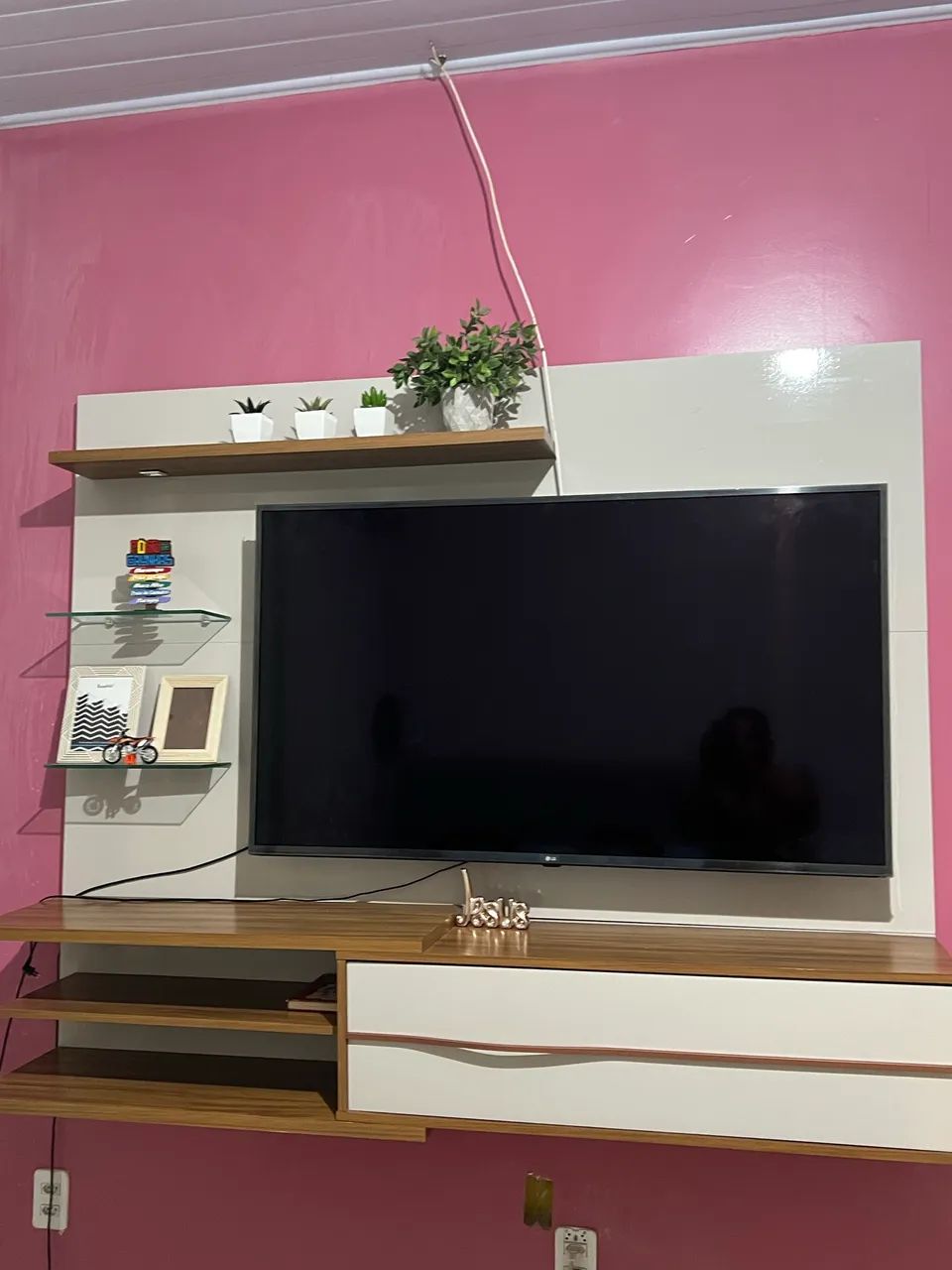 Painel de televisão 55 polegadas 65734678508673120