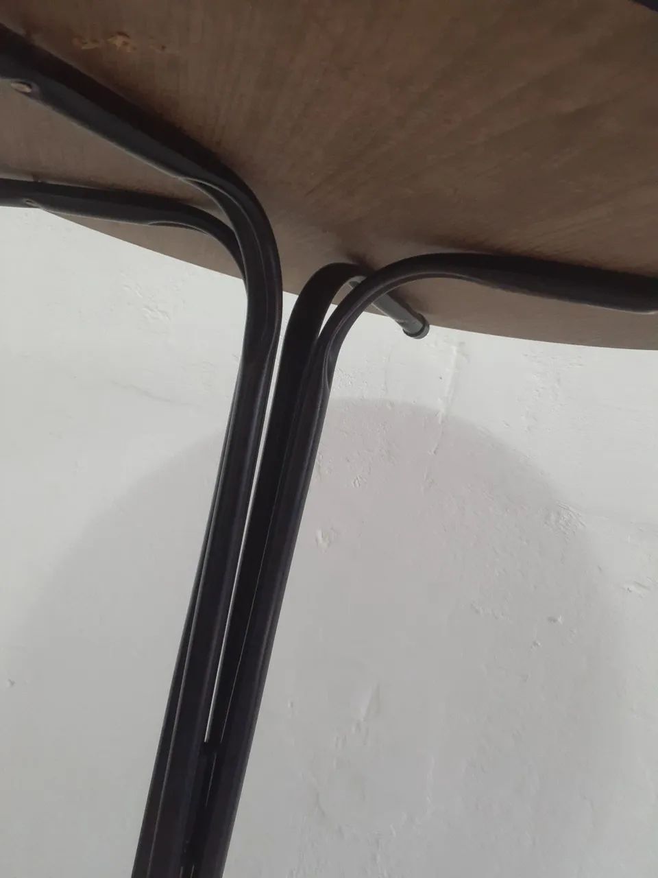 VENDO.   BANQUETAS..  ..MAIS  MESA  BISTRÔ.  - Foto 4