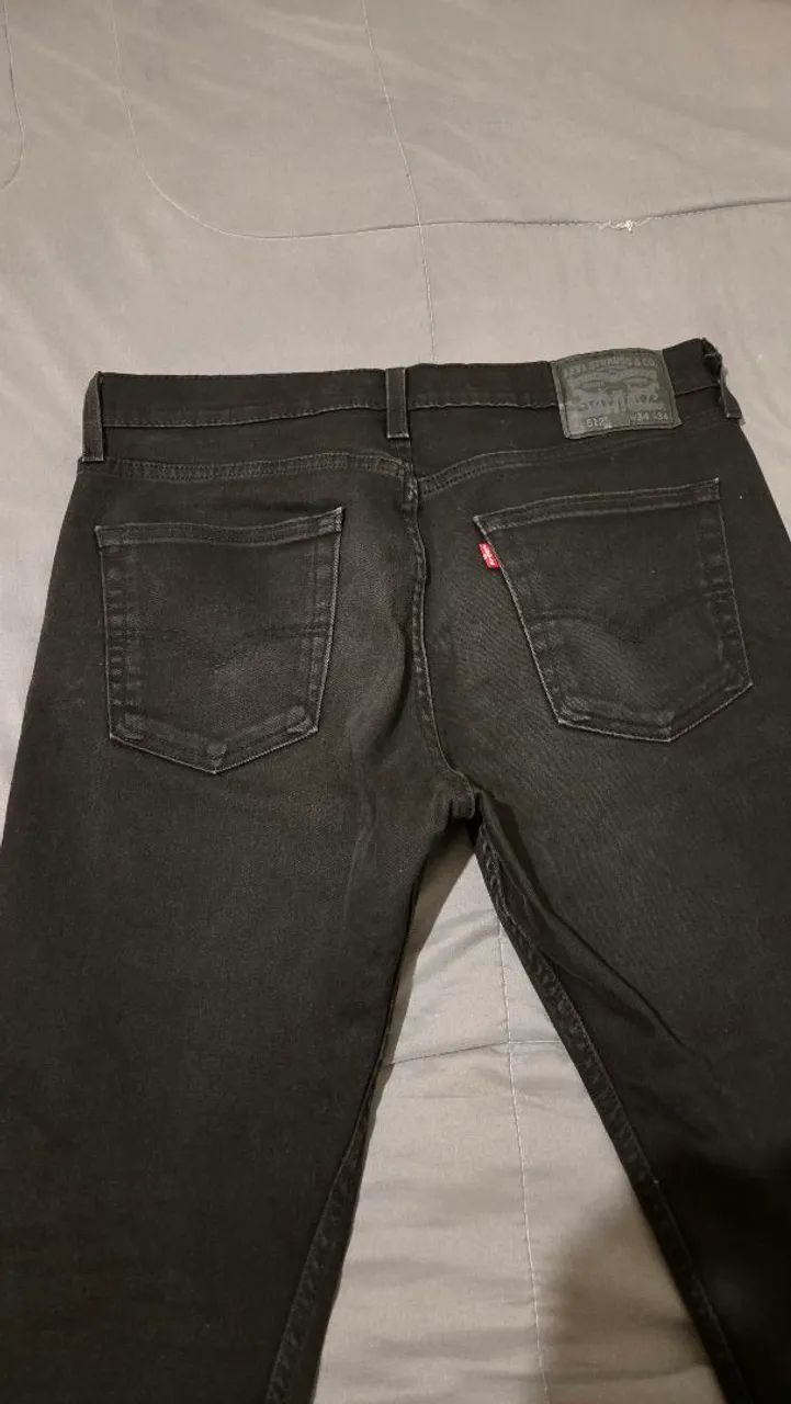 Calça preta Levi's 512 - Foto 2