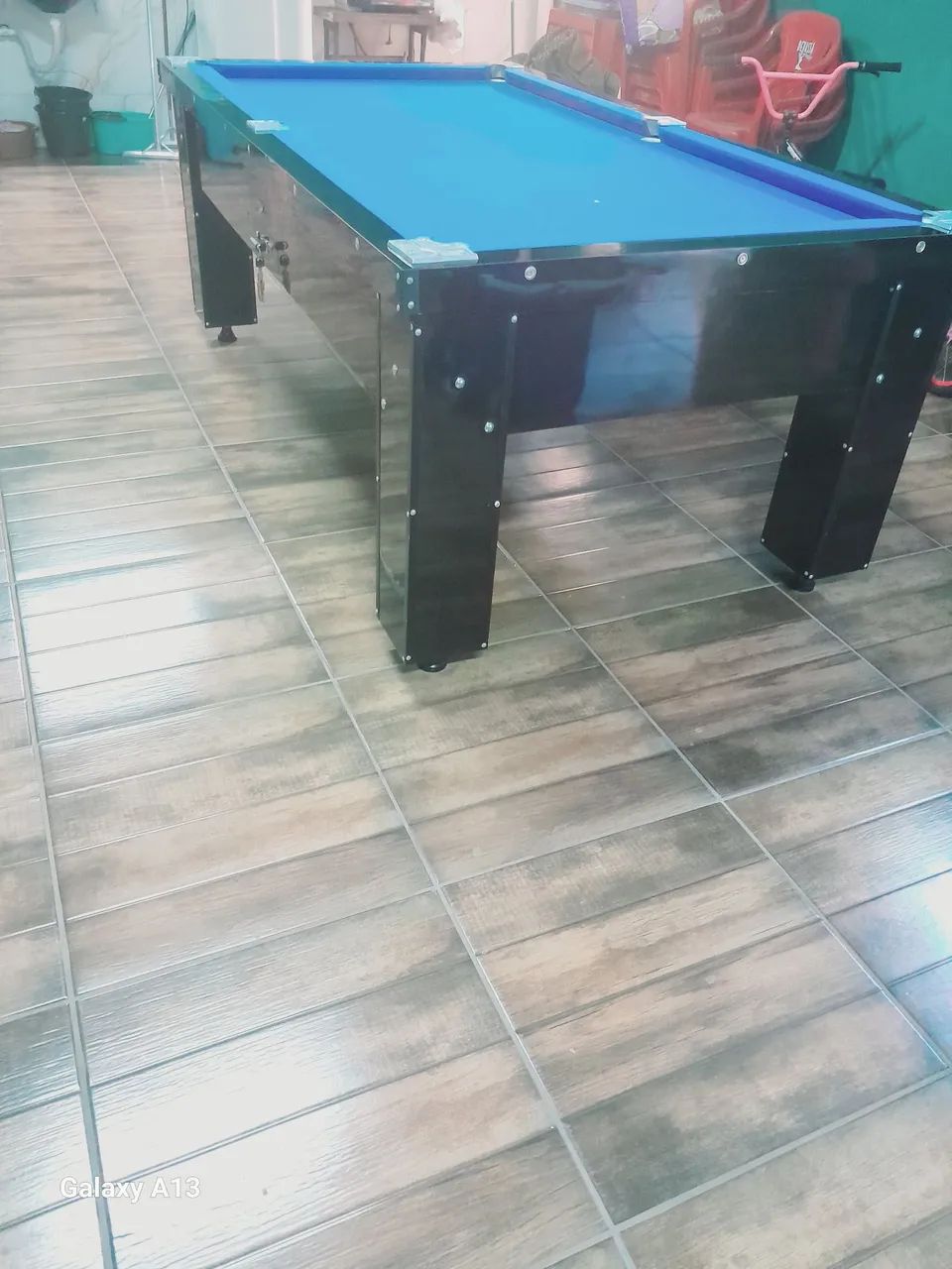 Sinuca de quatro pernas seminova 